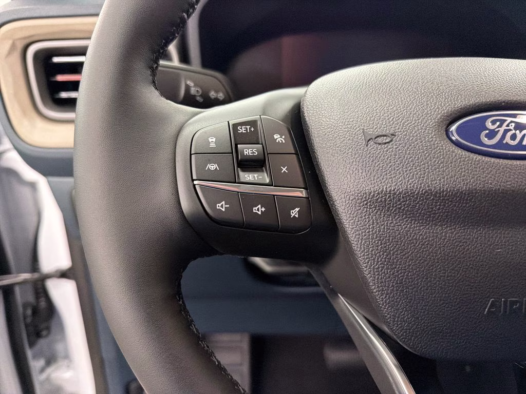 2026 OXFORD WHITE Ford Maverick Lariat AWD Truck