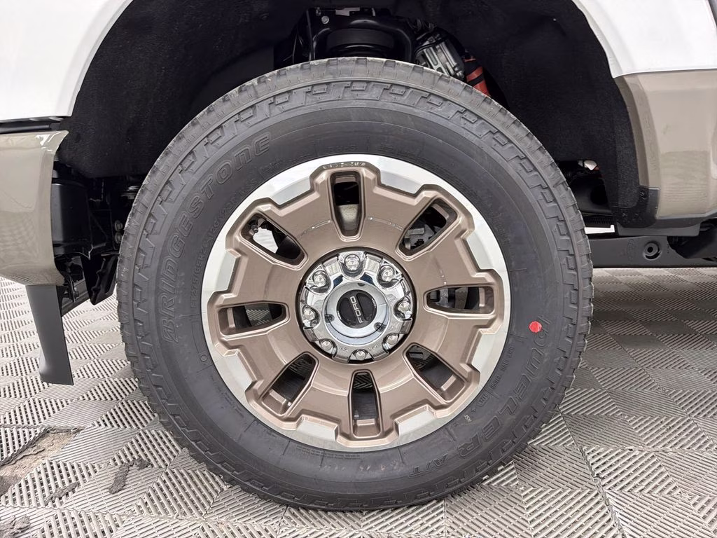 2026 STAR WHITE Ford Super Duty F-250 SRW King Ranch 4X4 Truck