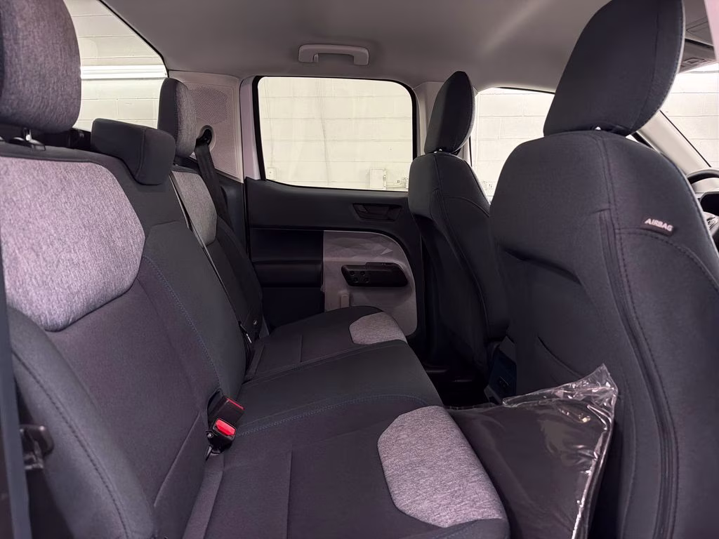 2026 OXFORD WHITE Ford Maverick XLT FWD Truck