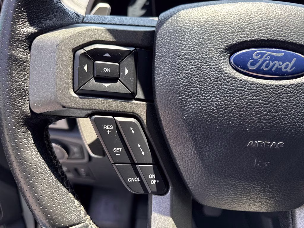 2020 Oxford White Ford F-150 Raptor 4X4 Truck