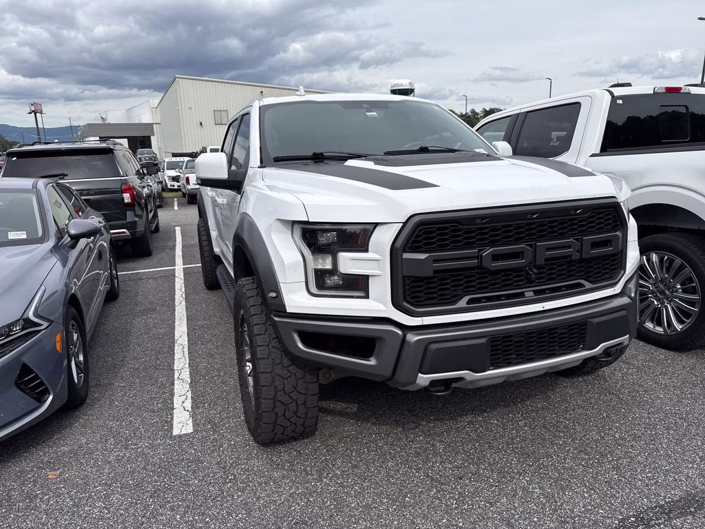 2020 Oxford White Ford F-150 Raptor 4X4 Truck