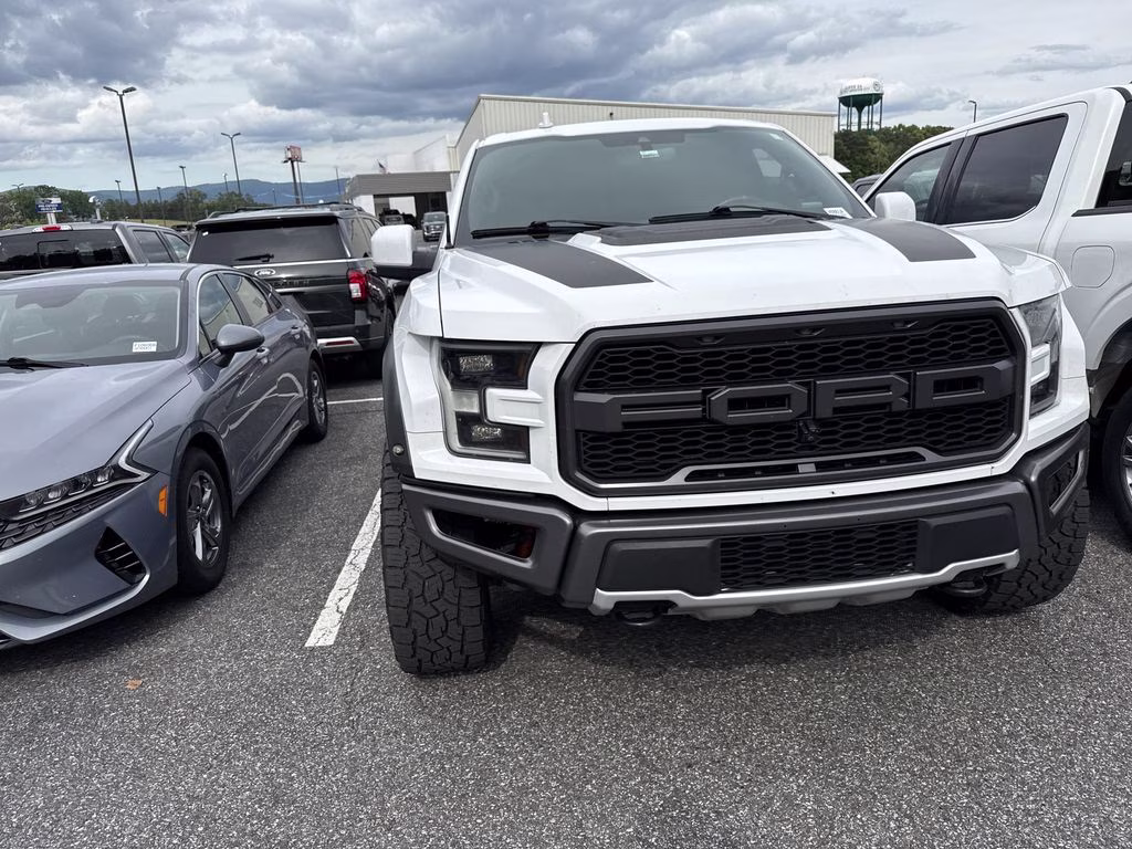 2020 Oxford White Ford F-150 Raptor 4X4 Truck