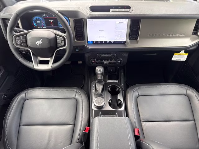 2026 Avalanche Ford Bronco Outer Banks 4X4 SUV