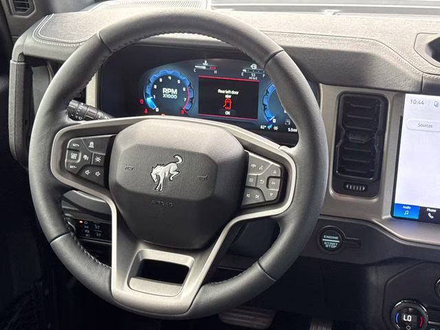 2026 Avalanche Ford Bronco Outer Banks 4X4 SUV