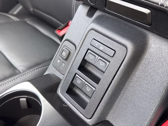 2026 Avalanche Ford Bronco Outer Banks 4X4 SUV
