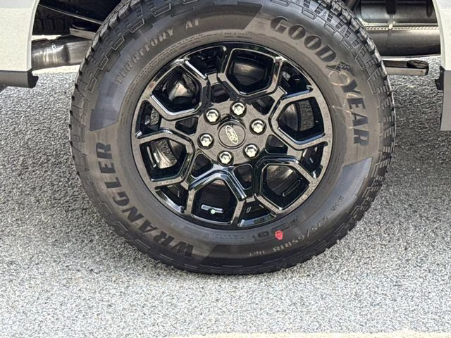 2026 Avalanche Ford F-150 XLT 4X4 Truck