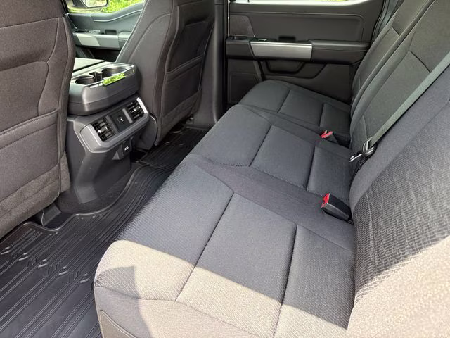 2026 Avalanche Ford F-150 XLT 4X4 Truck