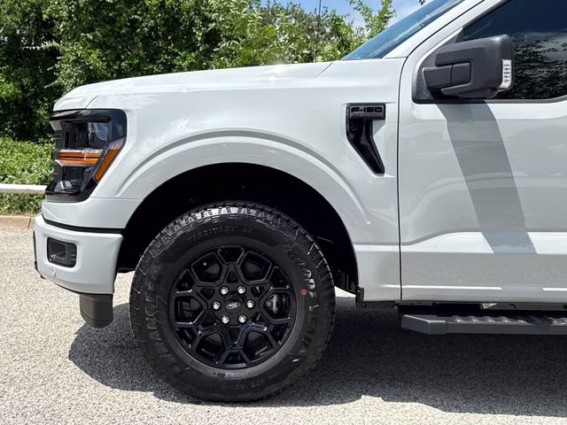 2026 Avalanche Ford F-150 XLT 4X4 Truck