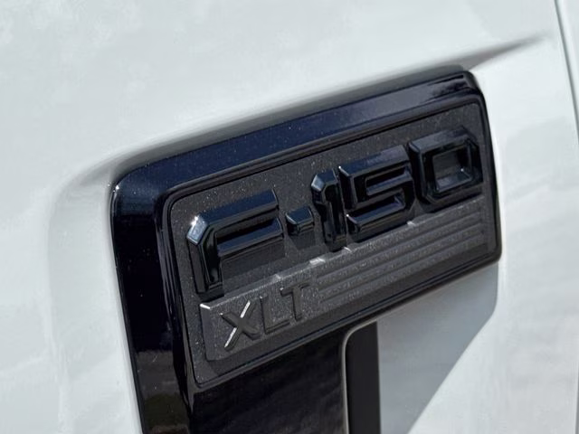 2026 Avalanche Ford F-150 XLT 4X4 Truck