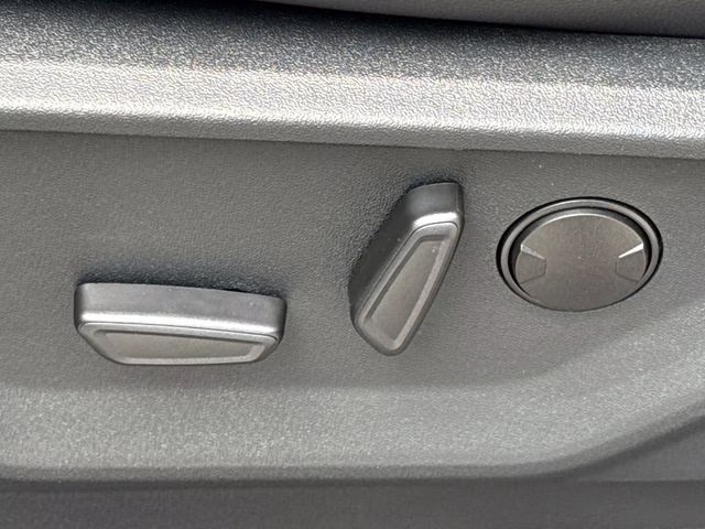 2026 Silver Metallic Ford F-150 Lariat 4X4 Truck