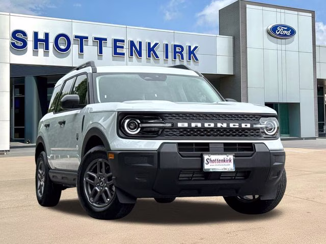 2026 White Metallic Ford Bronco Sport Big Bend 4X4 SUV