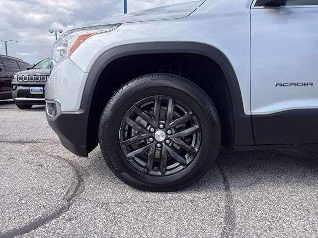 2019 Quicksilver Metallic GMC Acadia SLT-1 AWD SUV