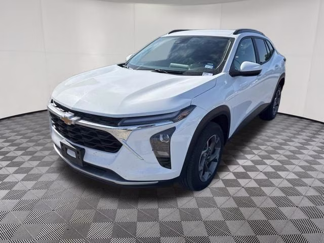 2025 Summit White Chevrolet Trax LT FWD SUV