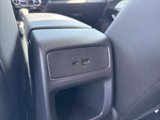 2025 Summit White Chevrolet Trax LT FWD SUV