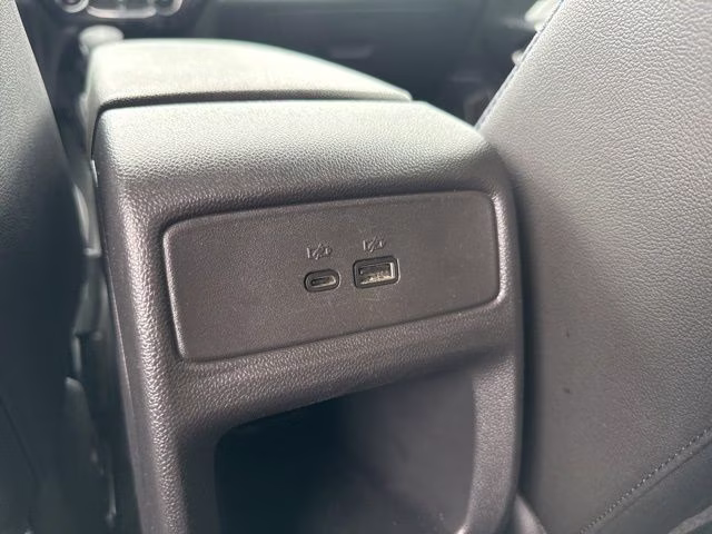2025 Summit White Chevrolet Trax LT FWD SUV