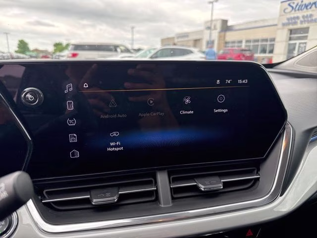 2025 Summit White Chevrolet Trax LT FWD SUV