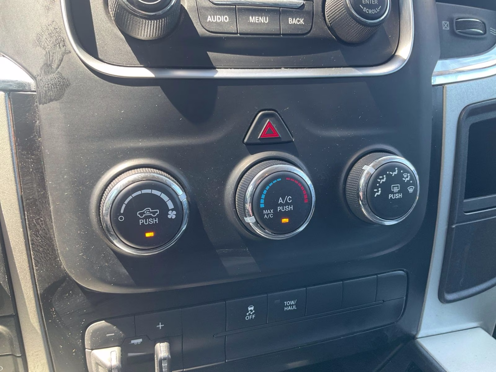 2016 Delmonico Red Pearlcoat Ram 1500 Express 4X4 Truck
