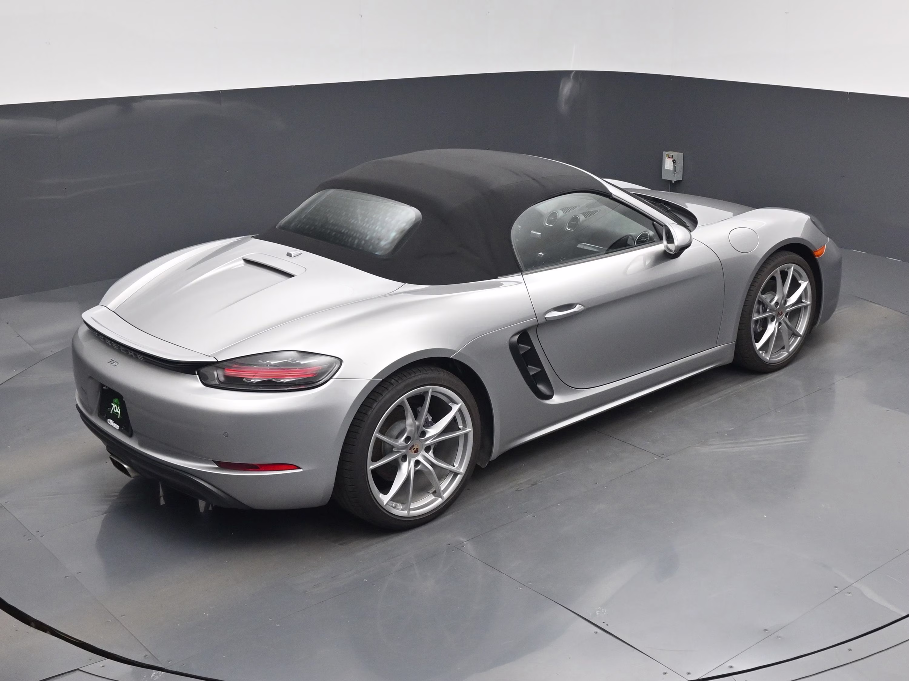 2017 GT Silver Metallic Porsche 718 Boxster Base RWD Convertible