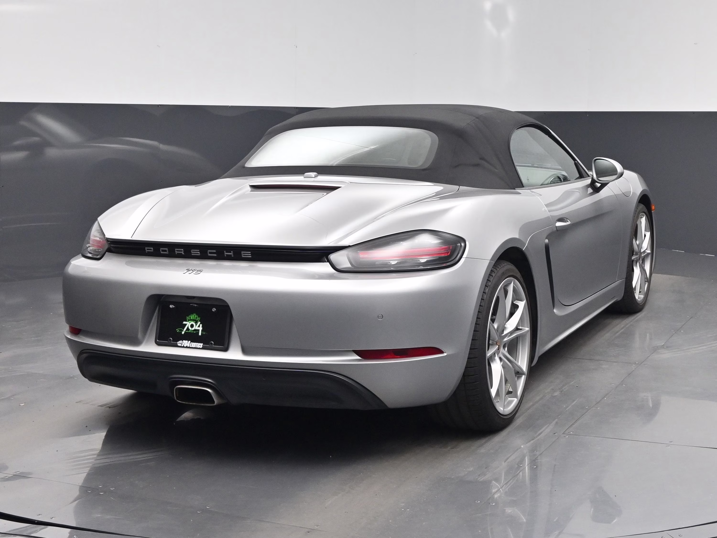 2017 GT Silver Metallic Porsche 718 Boxster Base RWD Convertible