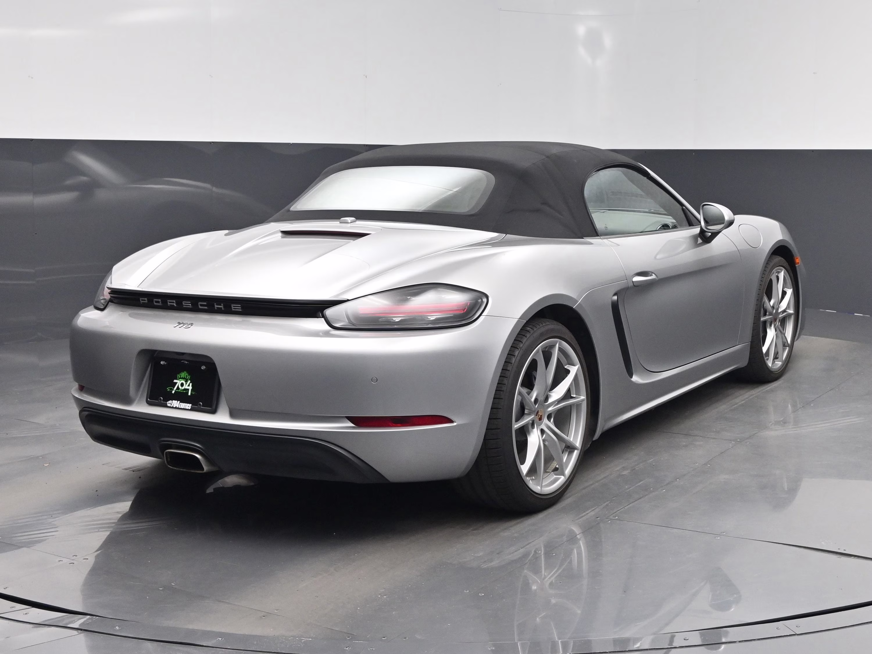 2017 GT Silver Metallic Porsche 718 Boxster Base RWD Convertible