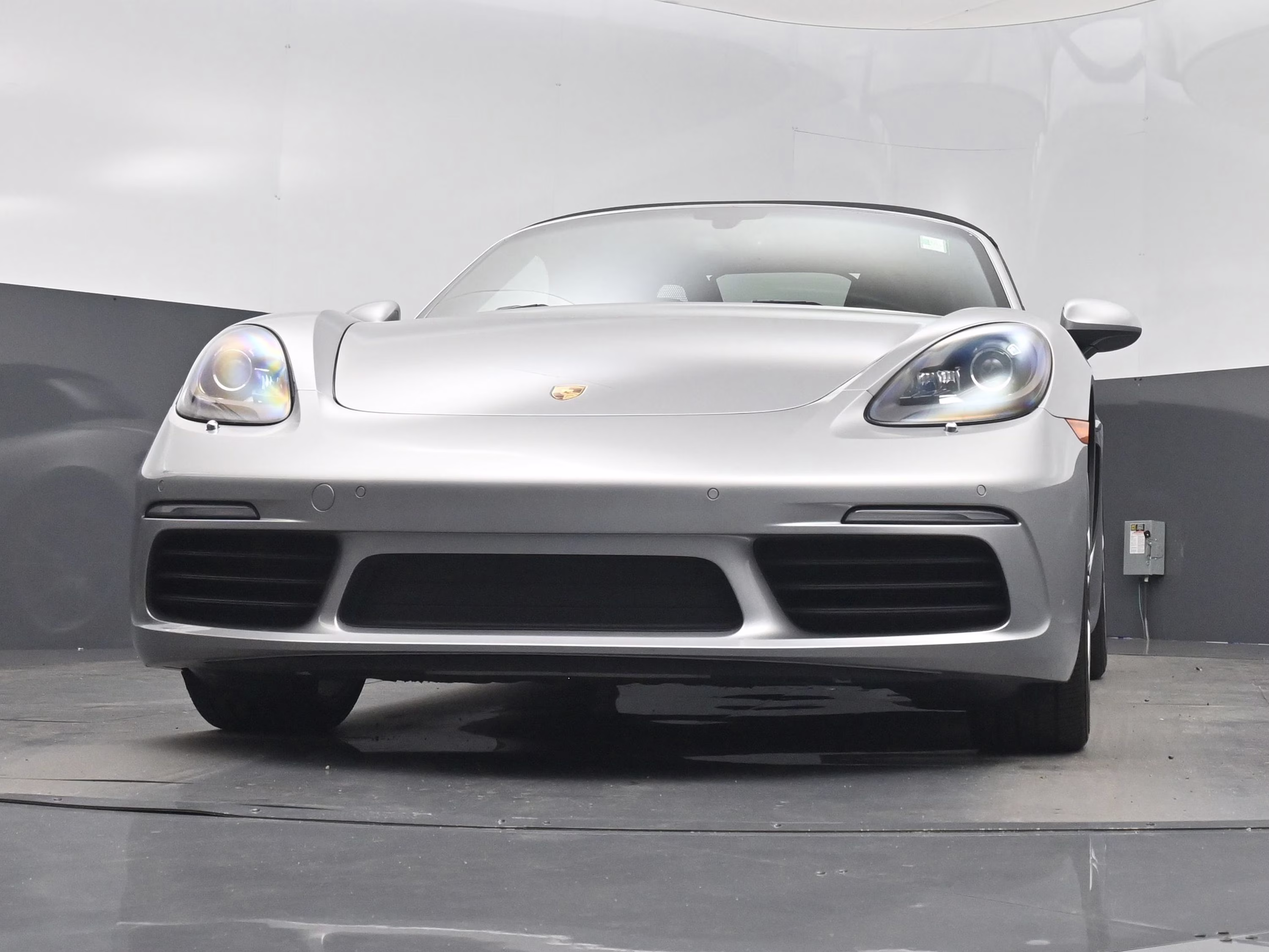 2017 GT Silver Metallic Porsche 718 Boxster Base RWD Convertible
