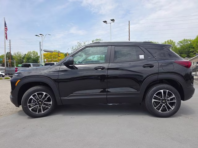2026 Mosaic Black Metallic Chevrolet Trailblazer LT AWD SUV