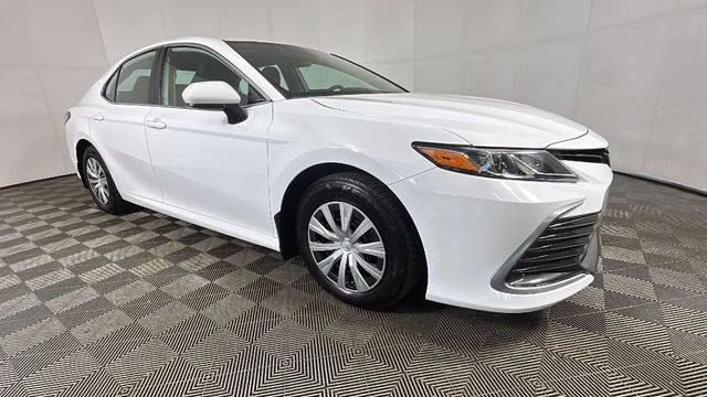 2022 White Toyota Camry Hybrid LE FWD Sedan