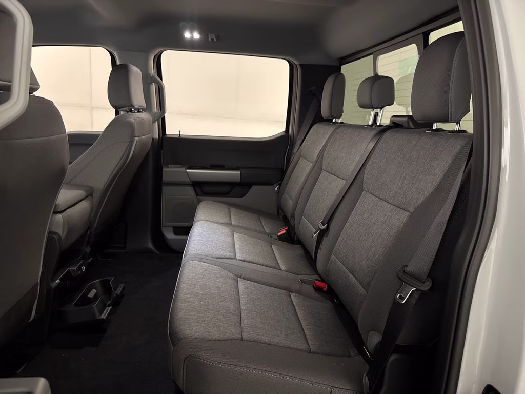2026 Avalanche Ford Super Duty F-250 SRW STX 4X4 Truck