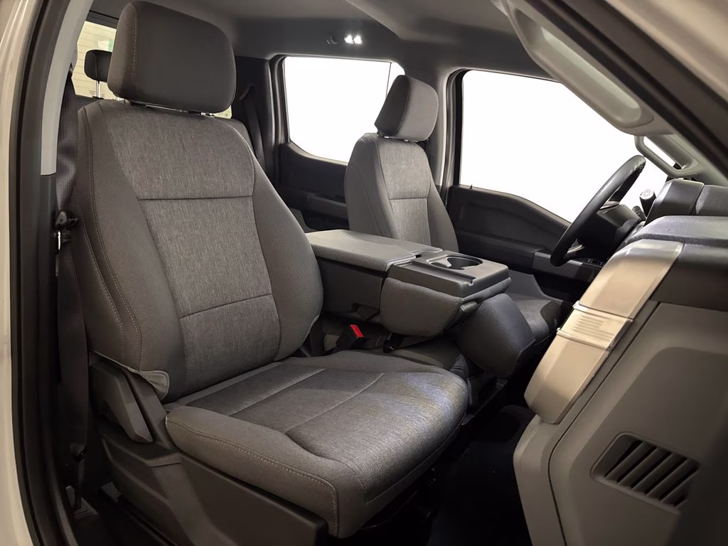 2026 Avalanche Ford Super Duty F-250 SRW STX 4X4 Truck