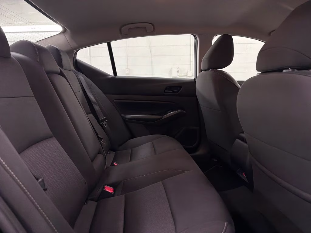 2023 Super Black Clearcoat Nissan Altima 2.5 SV FWD Sedan
