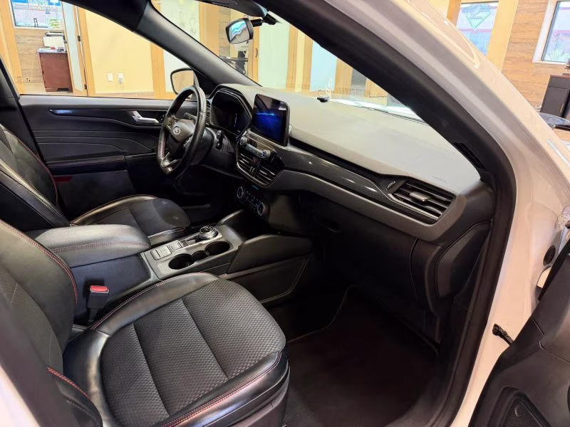 2023 Ford Escape ST-Line Sport Utility 4D AWD