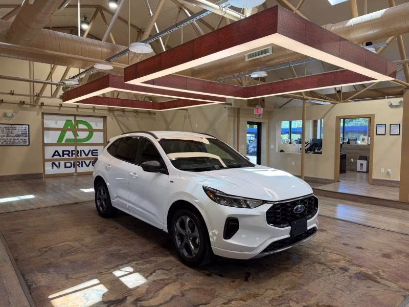 2023 Ford Escape ST-Line Sport Utility 4D AWD