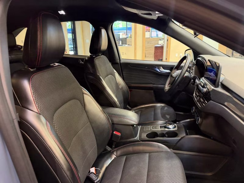 2023 Ford Escape ST-Line Sport Utility 4D AWD