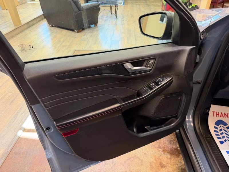 2023 Ford Escape ST-Line Sport Utility 4D AWD