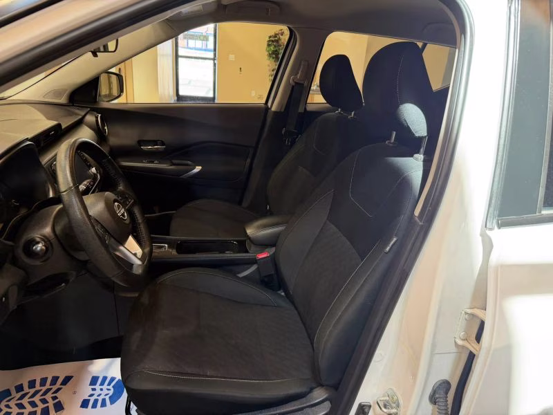 2024 Nissan Kicks SV Sport Utility 4D FWD