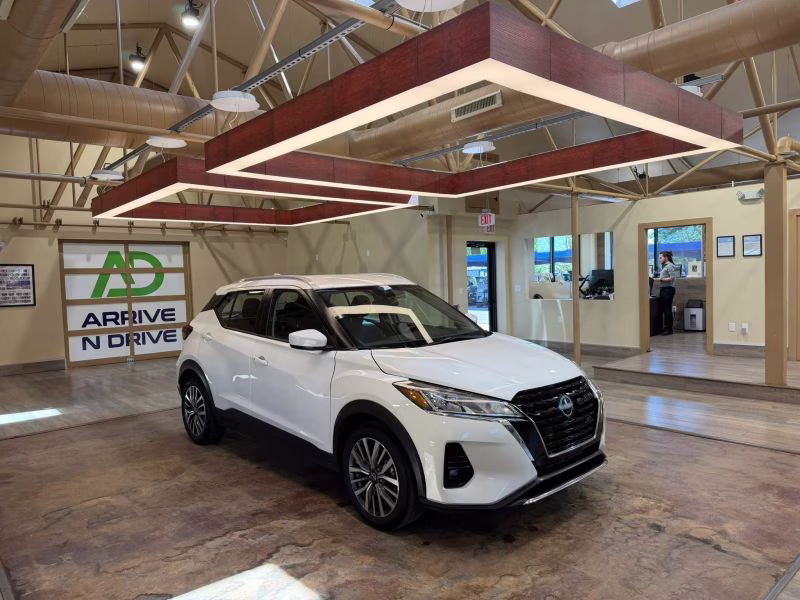 2024 Nissan Kicks SV Sport Utility 4D FWD
