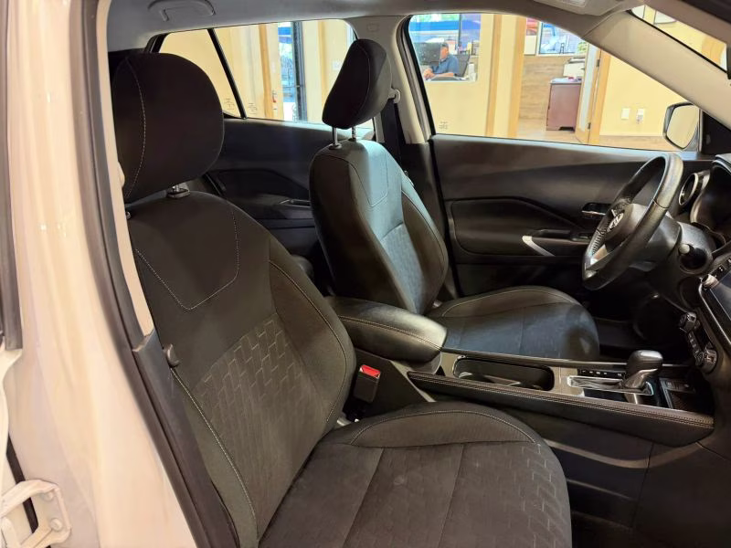 2024 Nissan Kicks SV Sport Utility 4D FWD