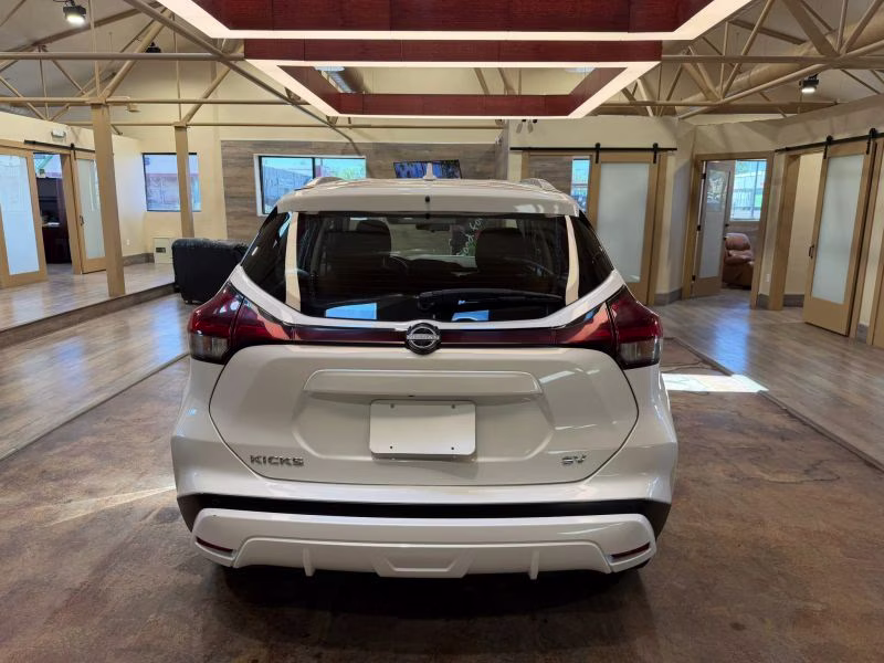 2024 Nissan Kicks SV Sport Utility 4D FWD