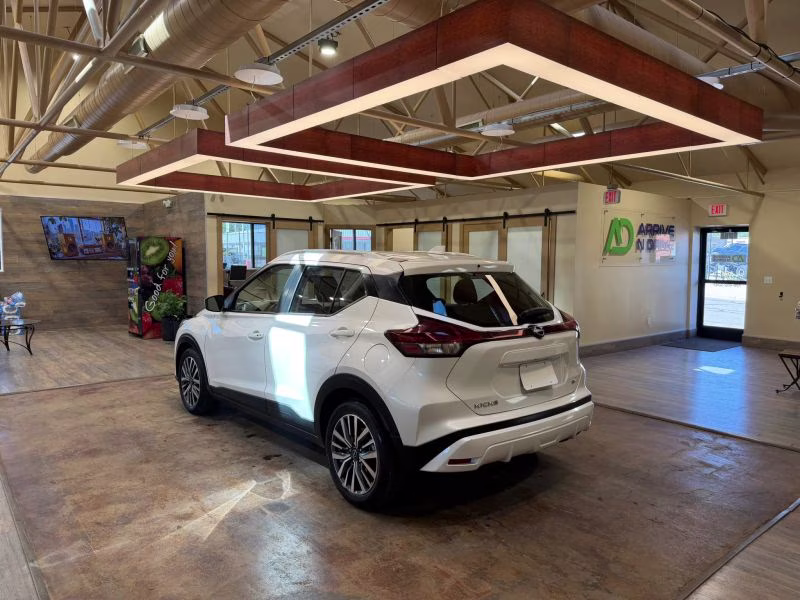 2024 Nissan Kicks SV Sport Utility 4D FWD