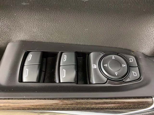 2020 Summit White Chevrolet Silverado 1500 RST 4X4 Truck