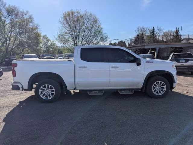 2020 Summit White Chevrolet Silverado 1500 RST 4X4 Truck