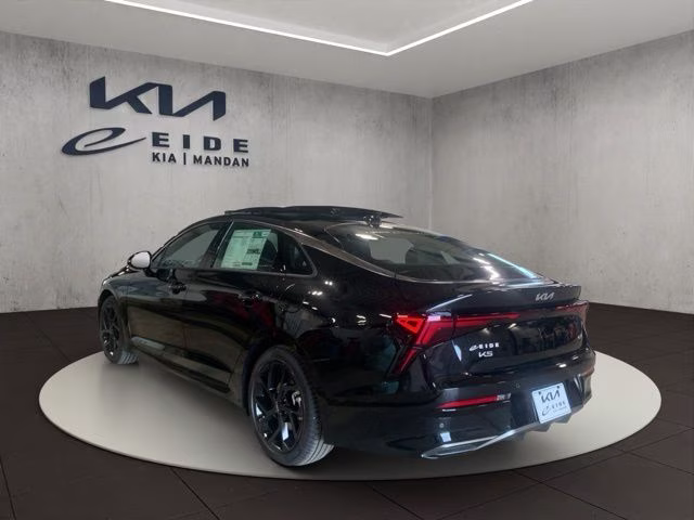 2026 Aurora Black Pearl Kia K5 GT-Line AWD Sedan