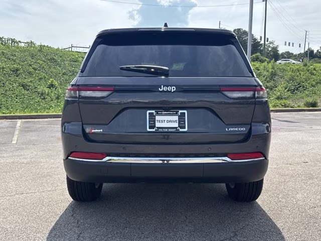 2026 Baltic Gray Metallic Clearcoat Jeep Grand Cherokee Laredo X RWD SUV