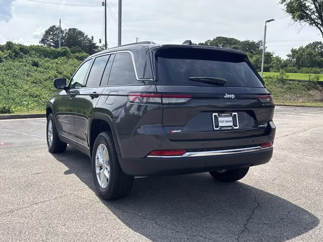2026 Baltic Gray Metallic Clearcoat Jeep Grand Cherokee Laredo X RWD SUV