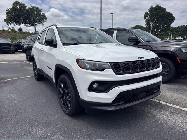 2026 Bright White Clearcoat Jeep Compass Latitude Altitude 4X4 SUV