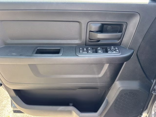 2026 Ceramic Gray Clearcoat Ram 2500 Black Express 4X4 Truck