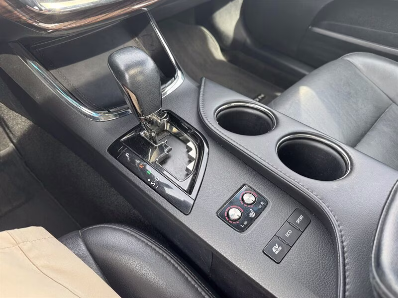 2015 Cosmic Gray Mica Toyota Avalon Hybrid XLE Touring FWD Sedan