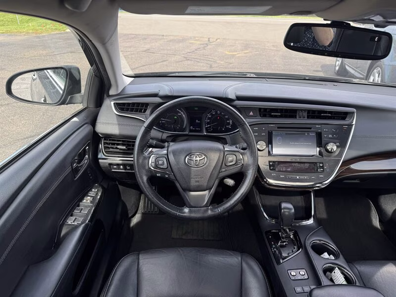 2015 Cosmic Gray Mica Toyota Avalon Hybrid XLE Touring FWD Sedan