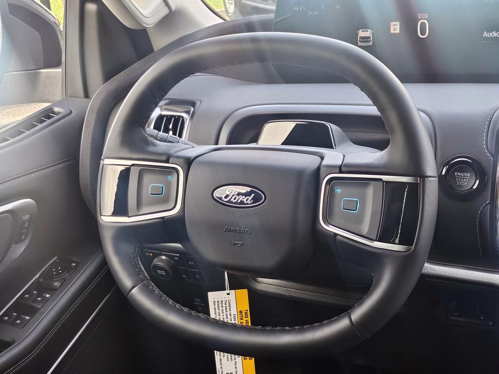 2026 Oxford White Ford Expedition Max Platinum 4X4 SUV