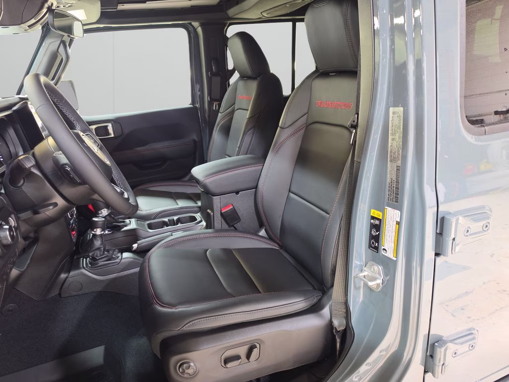 2026 Anvil Clear Coat Jeep Wrangler Rubicon 4X4 SUV